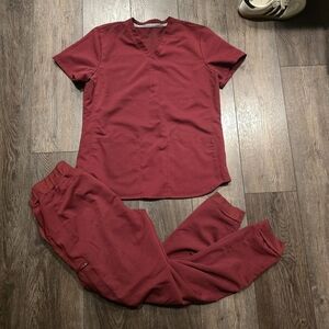 XSOLDX Red Scrub Set